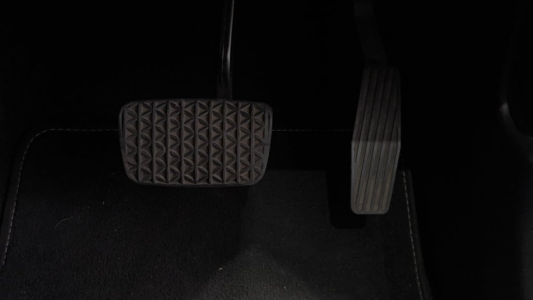 Pedals and Footmat