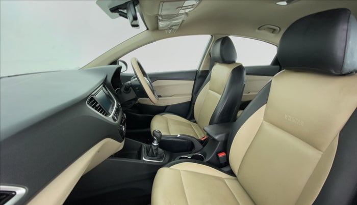 2017 Hyundai Verna 1.6 SX VTVT, Petrol, Manual, 13,258 km, Right Side Front Door Cabin