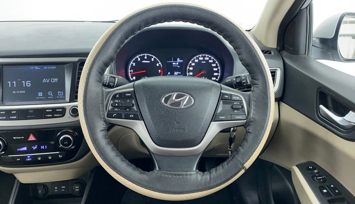 2017 Hyundai Verna 1.6 SX VTVT, Petrol, Manual, 13,258 km, Steering Wheel Close Up