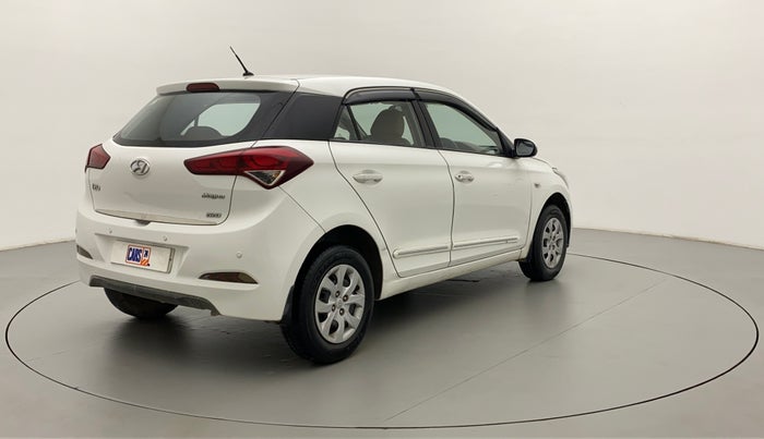 2016 Hyundai Elite i20 MAGNA 1.2, Petrol, Manual, 31,708 km, Right Back Diagonal