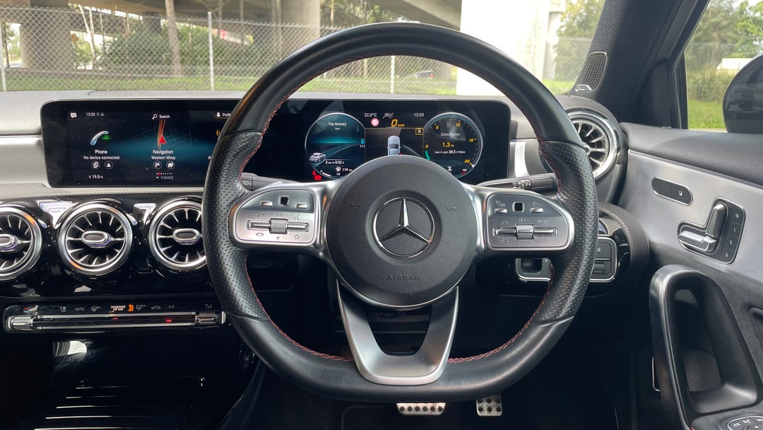 2020 Mercedes-benz A250 A250, Automatic, 47563 km, Steering Wheel Close-up