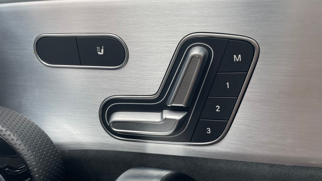 2020 Mercedes-benz A250 A250, Automatic, 47563 km, Drivers Side Adjustment Panel