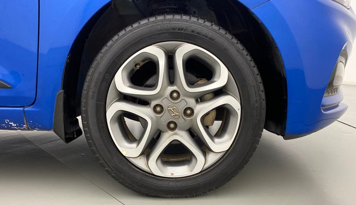 2018 Hyundai Elite i20 ASTA 1.2 (O), Petrol, Manual, 26,218 km, Right Front Wheel