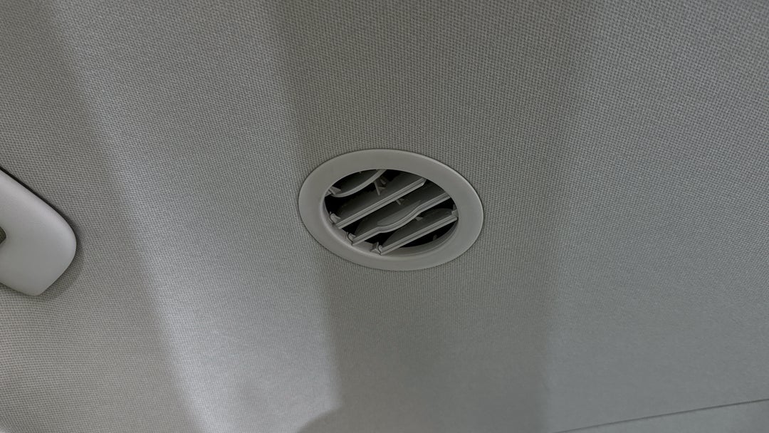 2024 Hyundai Staria ., Automatic, 48958 km, Rear A/C Vent