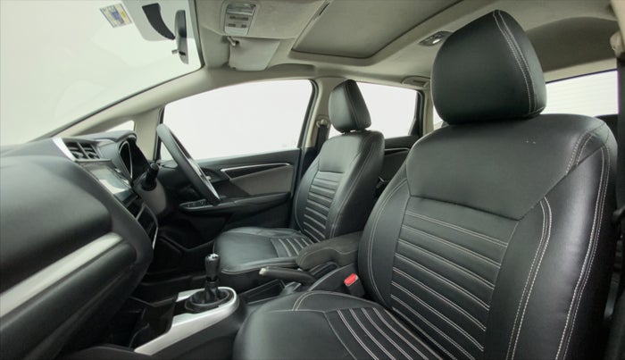 2018 Honda WR-V 1.5 i-DTEC VX MT, Diesel, Manual, 49,960 km, Right Side Front Door Cabin