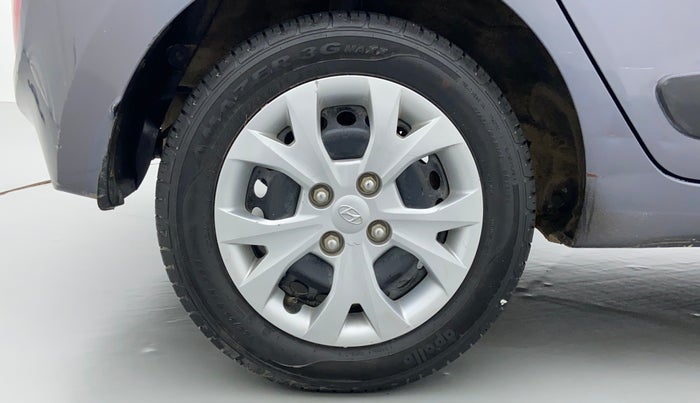 2015 Hyundai Grand i10 MAGNA 1.2 KAPPA VTVT, Petrol, Manual, 14,910 km, Right Rear Wheel
