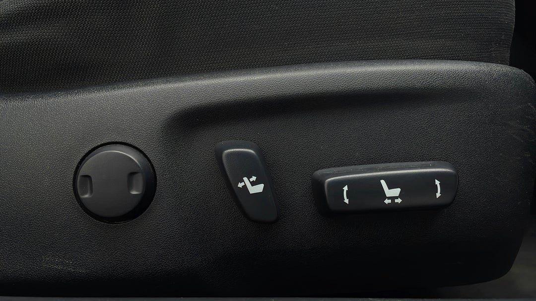 2014 Toyota Aurion At-x, Automatic, 62531 km, Drivers Side Adjustment Panel