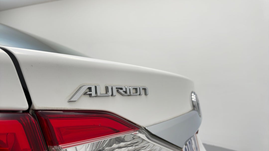 2014 Toyota Aurion At-x, Automatic, 62531 km, Badge (Boot Left Side)