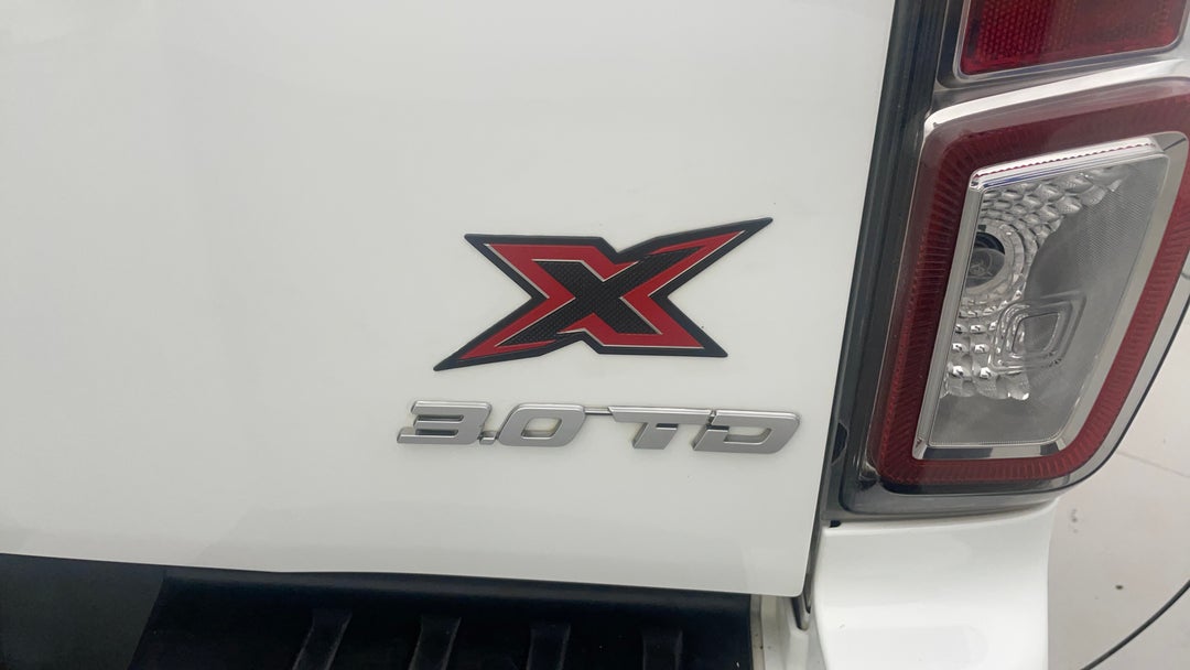 Badge (Boot Right Side)