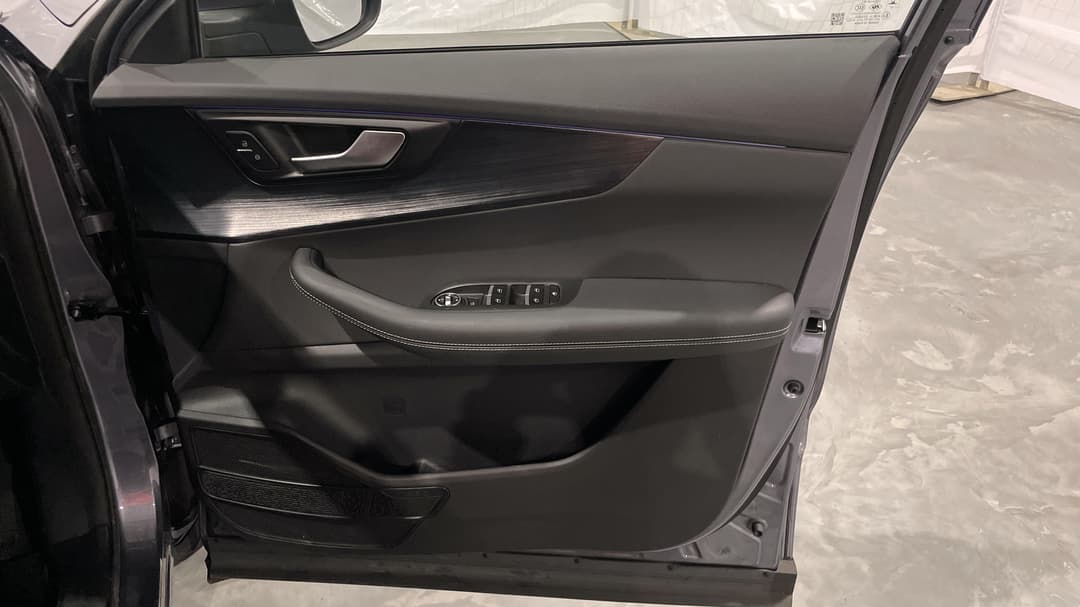 2025 Chery Tiggo 4 Ultimate, Automatic, 9755 km, Speaker View