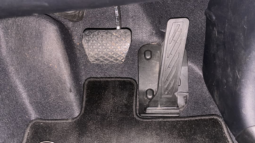 2025 Chery Tiggo 4 Ultimate, Automatic, 9755 km, Pedals and Footmat