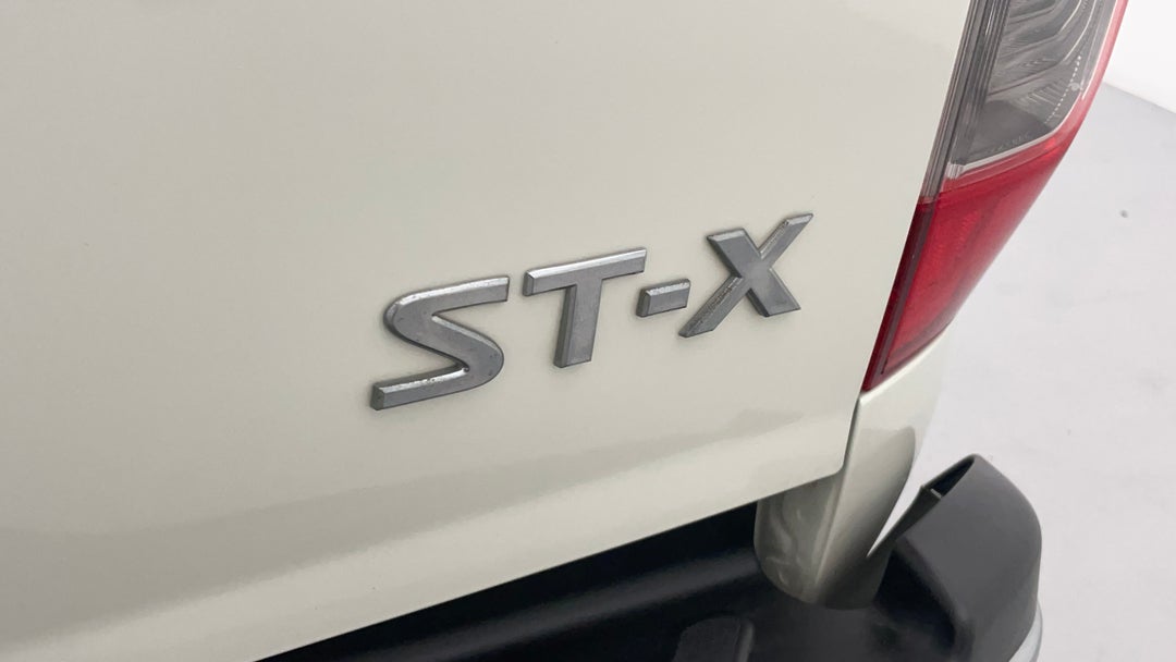 Badge (Boot Right Side)