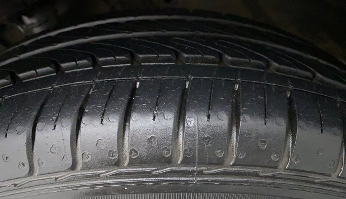 2012 Honda City V MT PETROL, Petrol, Manual, 26,621 km, Left Rear Tyre Tread