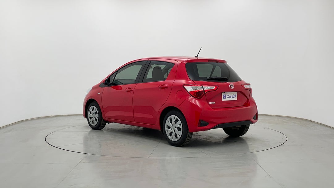 Left Back Diagonal (45- Degree) View