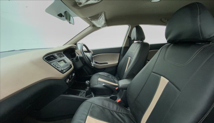 2018 Hyundai Elite i20 Magna Executive 1.2, Petrol, Manual, 9,027 km, Right Side Front Door Cabin