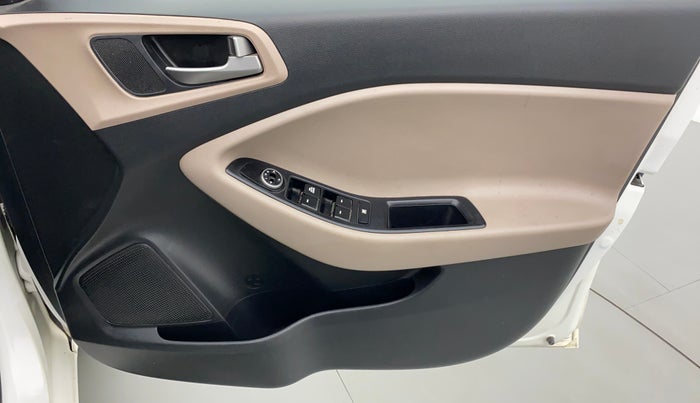 2018 Hyundai Elite i20 Magna Executive 1.2, Petrol, Manual, 9,027 km, Driver Side Door Panels Control