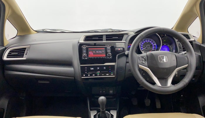 2016 Honda Jazz 1.2 V MT, Petrol, Manual, 17,684 km, Dashboard View