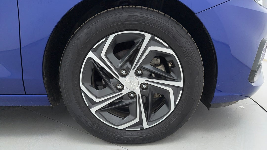 Right Front Wheel