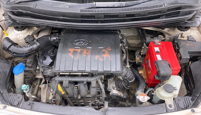 2015 Hyundai Grand i10 SPORTZ 1.2 KAPPA VTVT, Petrol, Manual, 61,079 km, Open Bonet