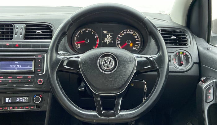 2015 Volkswagen Vento COMFORTLINE MT PETROL, Petrol, Manual, 68,487 km, Steering Wheel Close Up