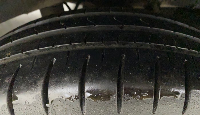 2010 Hyundai Santro Xing GL, Petrol, Manual, 23,502 km, Left Rear Tyre Tread