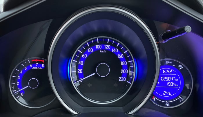2018 Honda WR-V 1.2 i-VTEC VX MT, Petrol, Manual, 25,837 km, Odometer Image