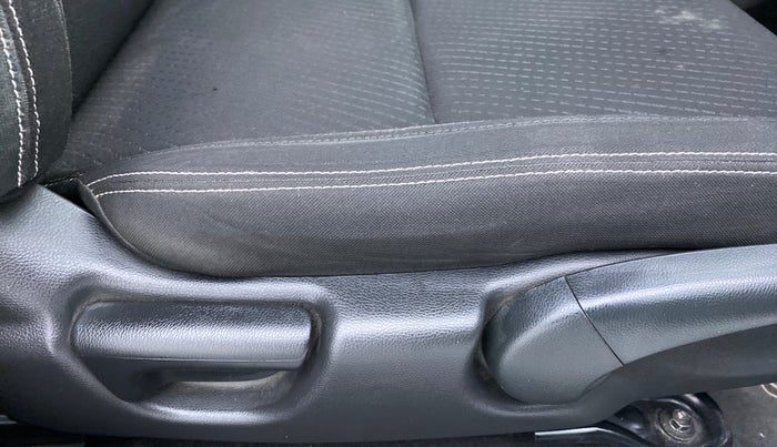 2018 Honda WR-V 1.2 i-VTEC VX MT, Petrol, Manual, 25,837 km, Driver Side Adjustment Panel