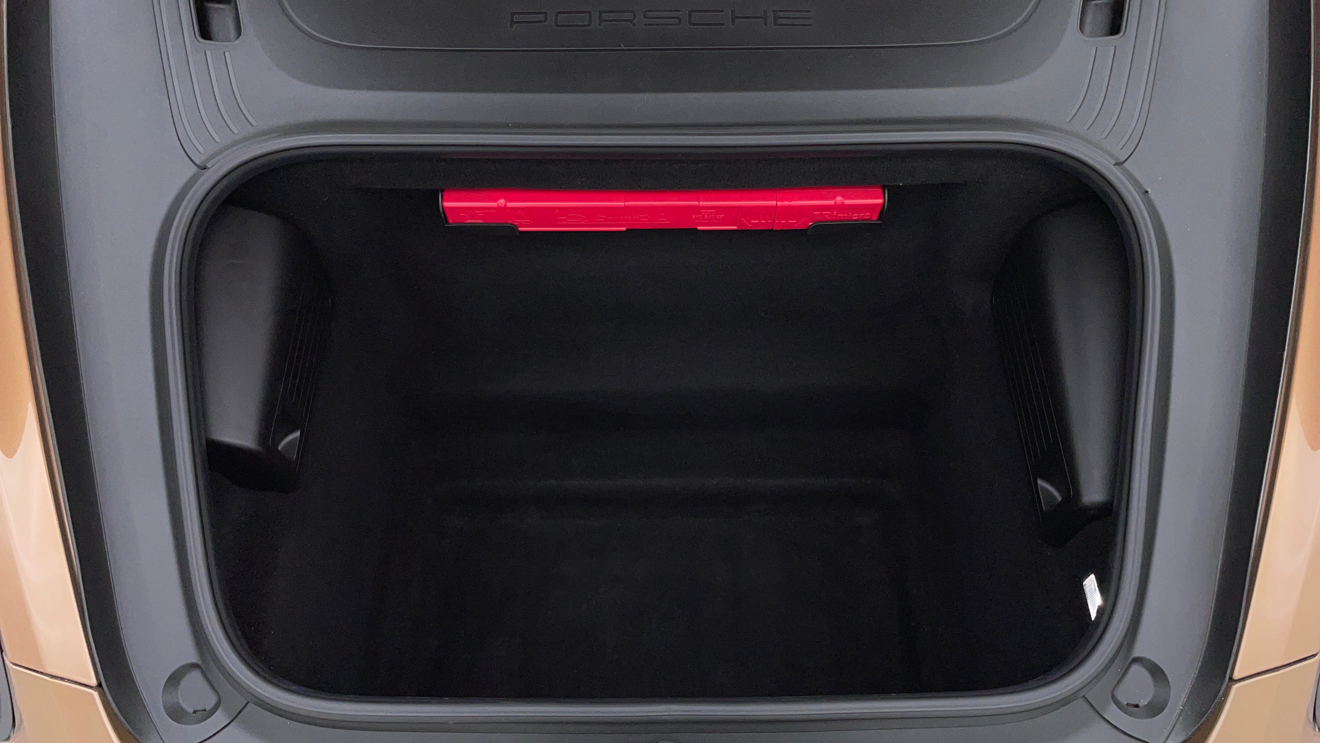 Porsche Boxster-Boot Inside View