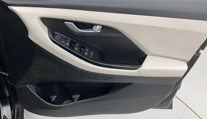 2022 Hyundai Creta SX 1.5 PETROL, Petrol, Manual, 20,864 km, Driver Side Door Panels Control