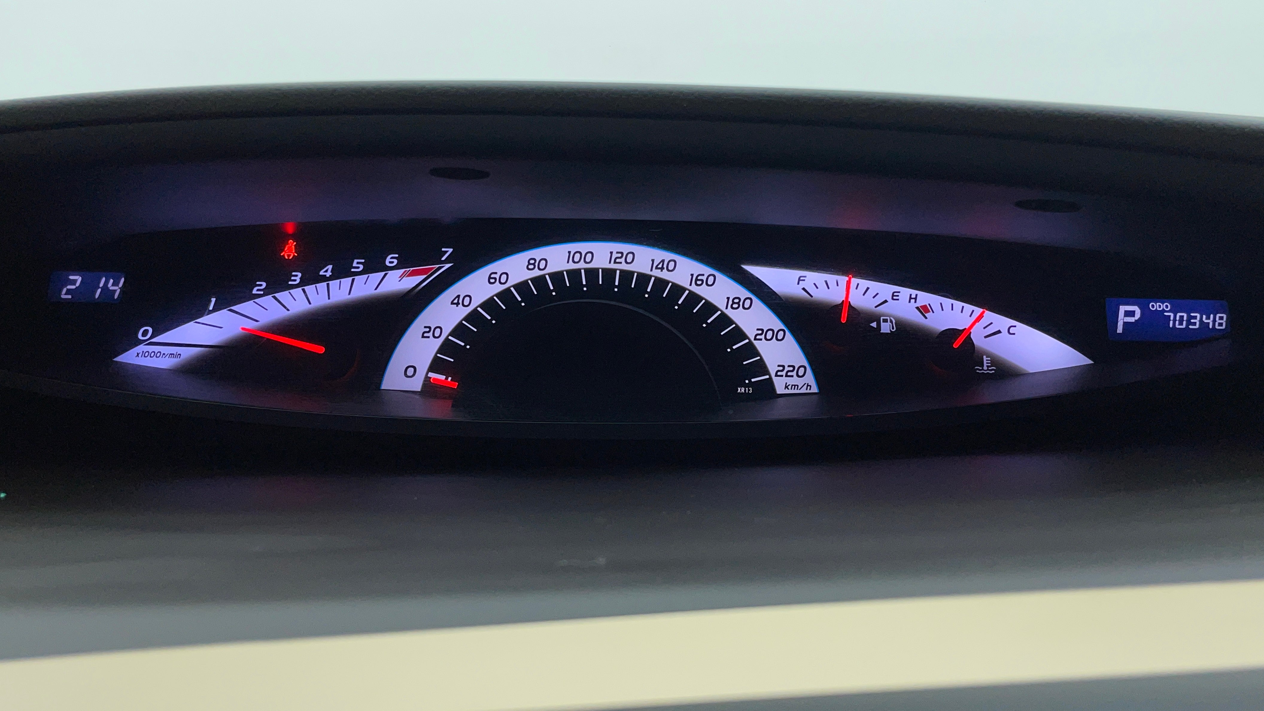 Toyota Previa-Odometer View