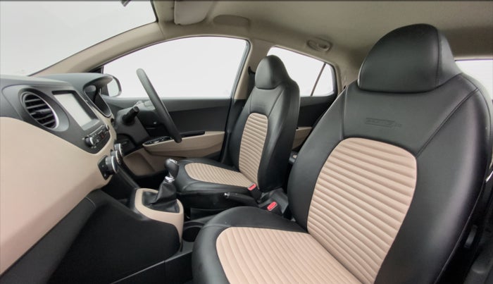 2019 Hyundai Grand i10 SPORTZ 1.2 KAPPA VTVT, Petrol, Manual, 26,844 km, Right Side Front Door Cabin