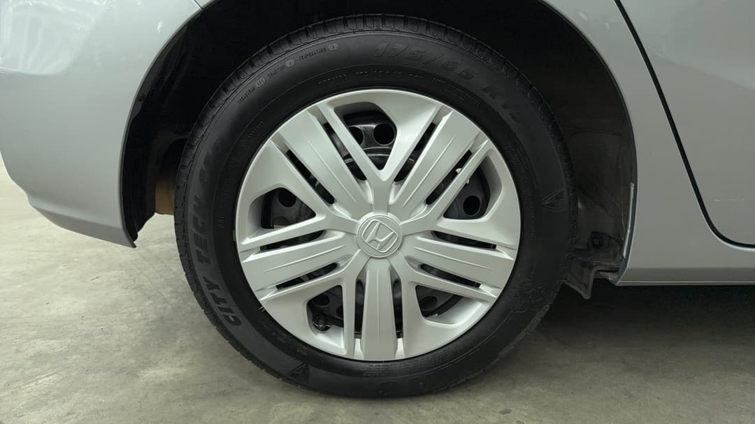 2017 Honda Jazz Vti, Automatic, 80921 km, Right Rear Wheel