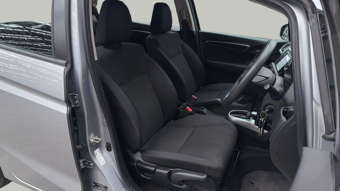 2017 Honda Jazz Vti, Automatic, 80921 km, Right Side Front Door Cabin View
