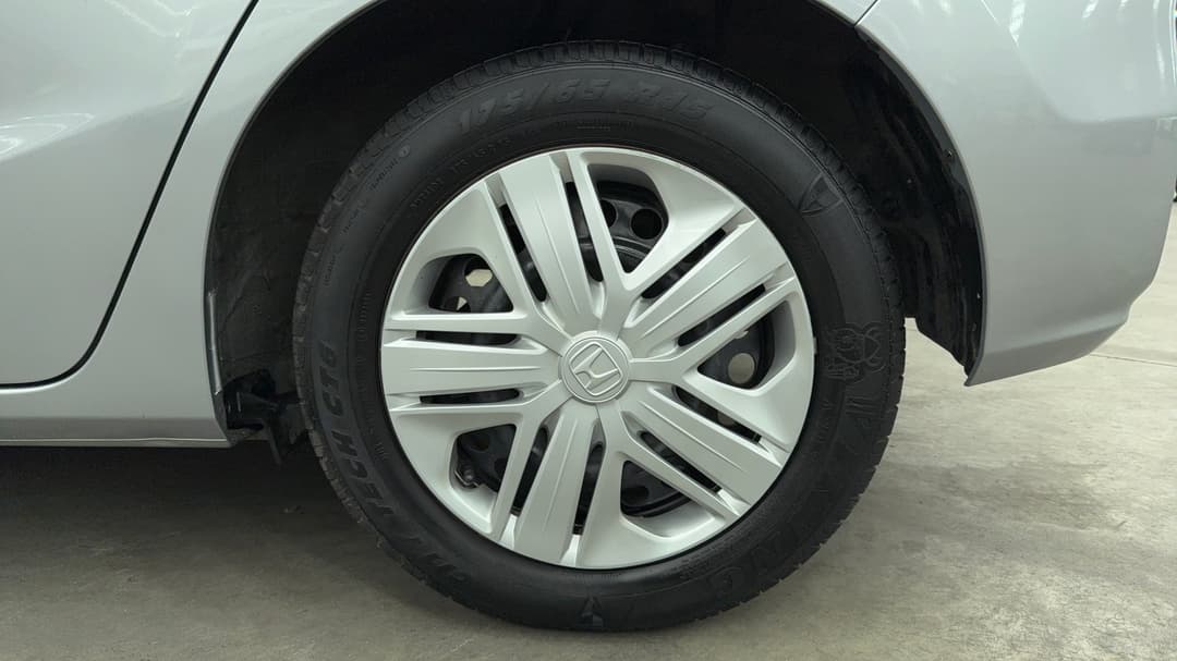 2017 Honda Jazz Vti, Automatic, 80921 km, Left Rear Wheel