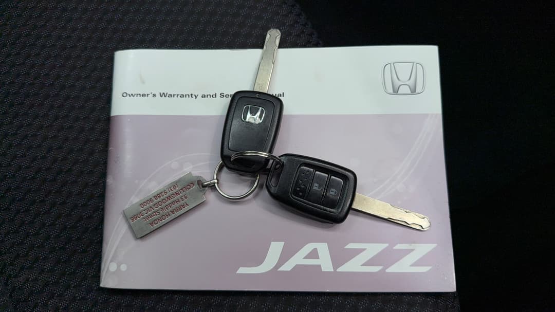 2017 Honda Jazz Vti, Automatic, 80921 km, Key Close-up