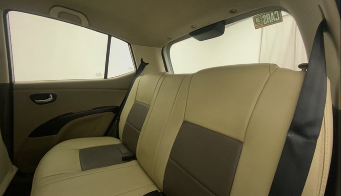 2012 Hyundai i10 MAGNA 1.2, Petrol, Manual, 36,609 km, Right Side Rear Door Cabin