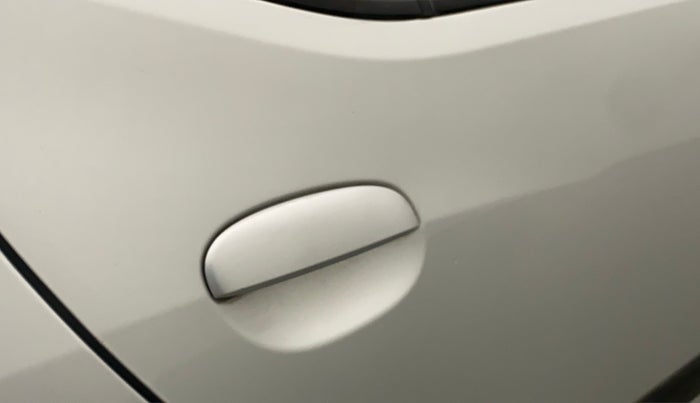 2012 Hyundai i10 MAGNA 1.2, Petrol, Manual, 36,609 km, Right rear door - Minor scratches
