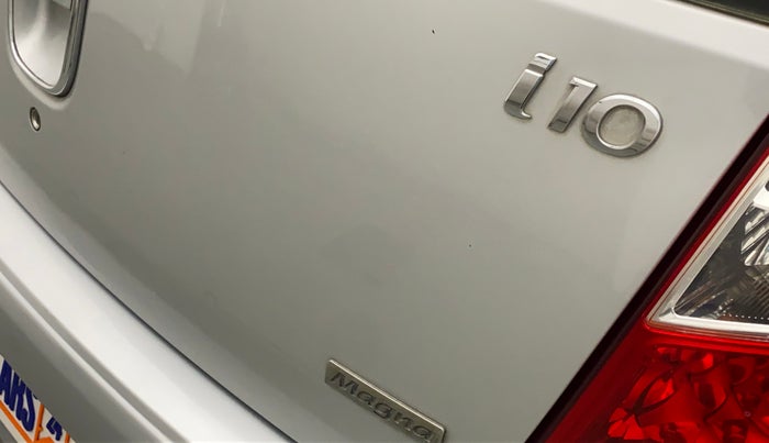 2012 Hyundai i10 MAGNA 1.2, Petrol, Manual, 36,609 km, Dicky (Boot door) - Minor scratches
