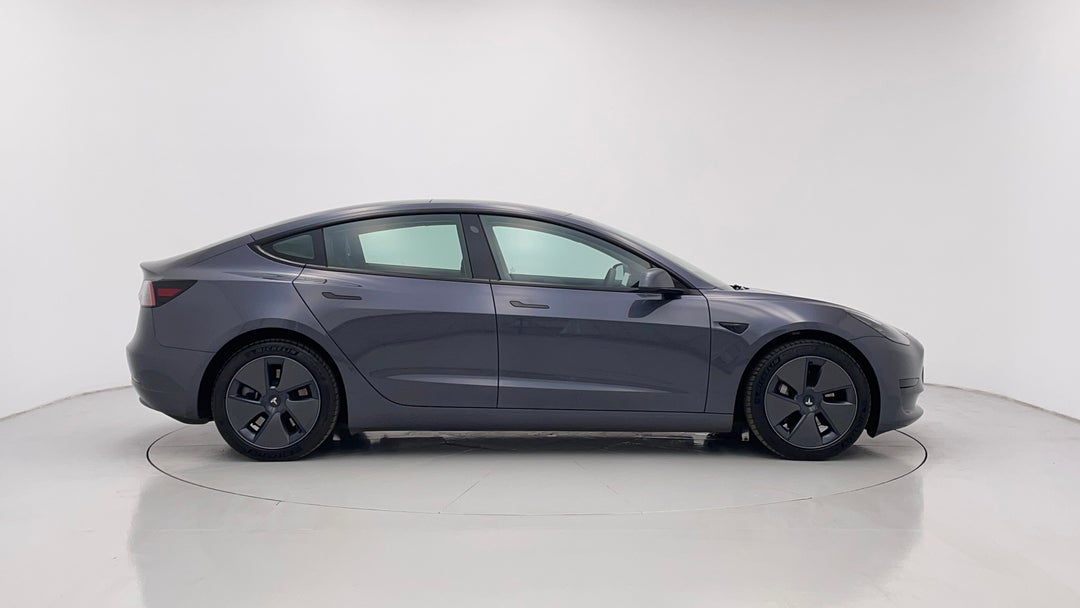 2022 Tesla Model 3 Rear-wheel Drive, Automatic, 47097 km, Right Side View