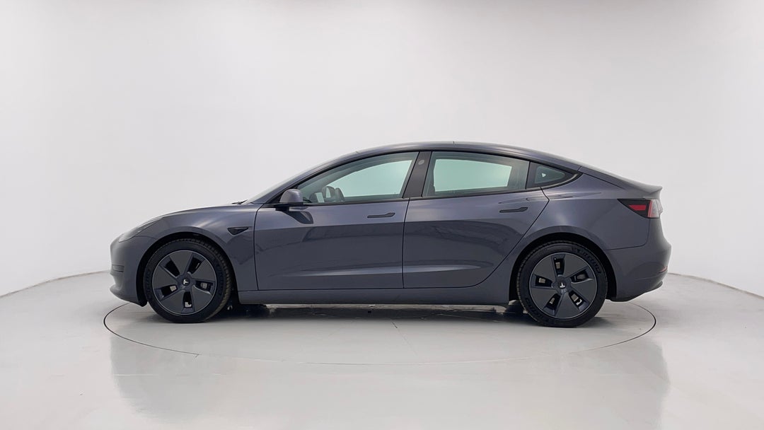 2022 Tesla Model 3 Rear-wheel Drive, Automatic, 47097 km, Left Side View