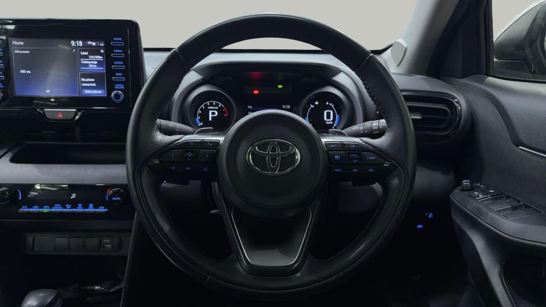 2023 Toyota Yaris Cross Gx, Automatic, 53993 km, Steering Wheel Close-up