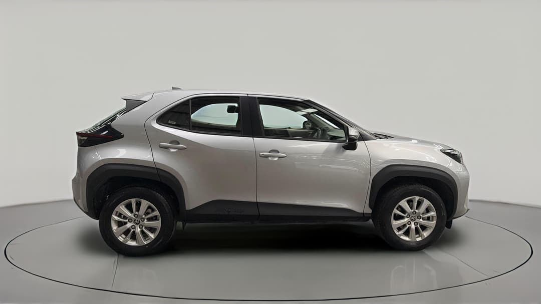 2023 Toyota Yaris Cross Gx, Automatic, 53993 km, Right Side View
