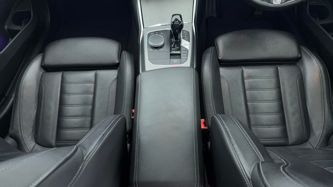 2021 BMW 3 30i M Sport, Automatic, 34964 km, Center Console