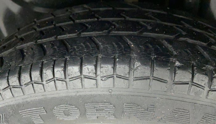 2012 Maruti Swift Dzire VXI 1.2 BS IV, Petrol, Manual, 56,827 km, Left Rear Tyre Tread