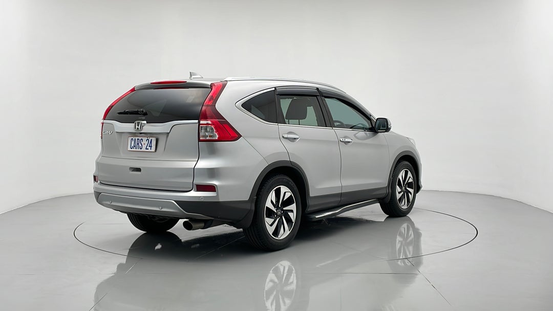 Right Back Diagonal (45- Degree) View