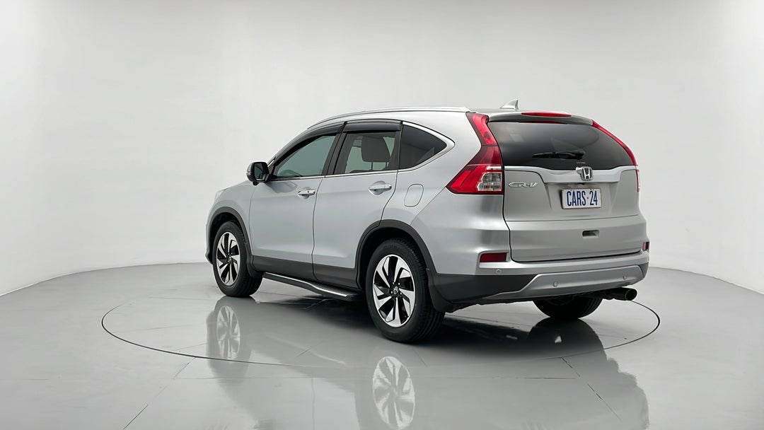 Left Back Diagonal (45- Degree) View