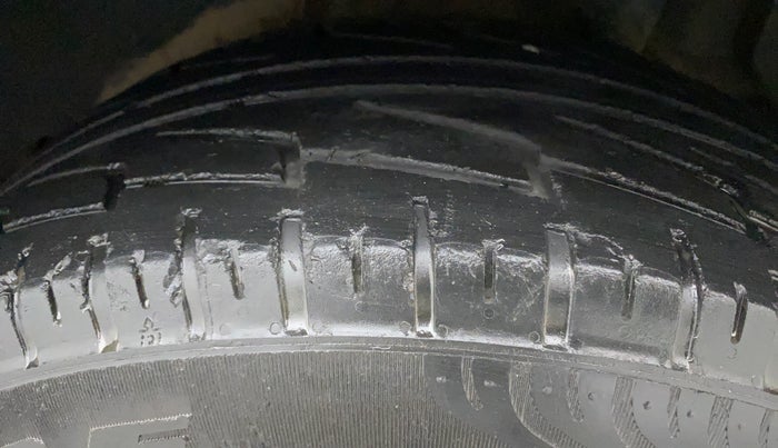 2018 Hyundai New Elantra 2.0 S PETROL, Petrol, Manual, 69,902 km, Left Rear Tyre Tread