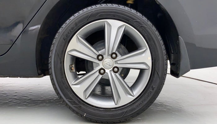 2018 Hyundai Verna 1.6 SX VTVT AT (O), Petrol, Automatic, 60,877 km, Left Rear Wheel