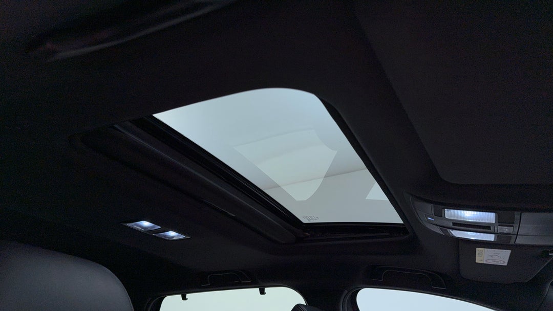 Interior Sunroof/Moonroof