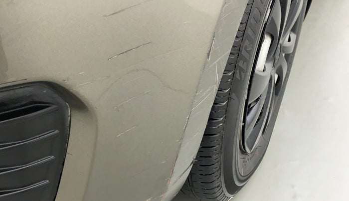 2018 Maruti Swift LXI D, Petrol, Manual, 33,942 km, Front bumper - Minor scratches
